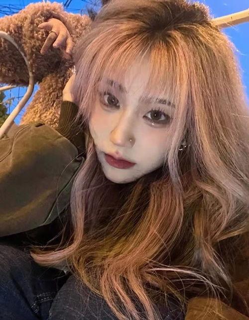 你喜欢哪些网红姐姐英文,Exploring My Admiration for Popular Female Influencers